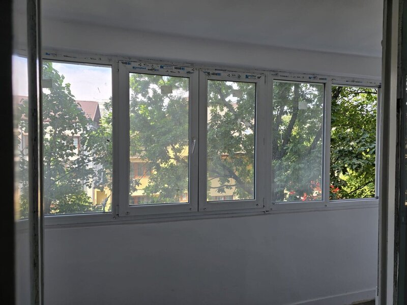 Militari – metrou Gorjului Apartament 3 camere etaj 3/9 Bloc reabilitat