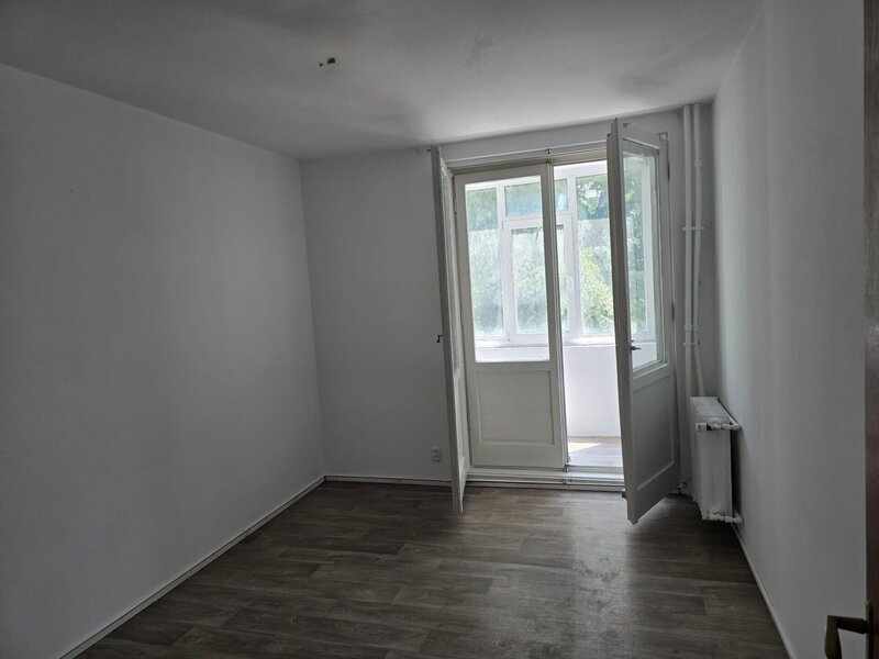 Militari – metrou Gorjului Apartament 3 camere etaj 3/9 Bloc reabilitat
